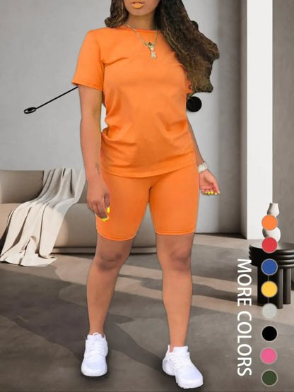 Two-piece Set Women's Fitted Plain Round Neck Tee & Skinny Shorts Set