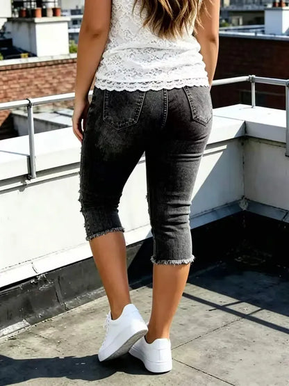 Women's Plus Size Distressed Ripped High-Waisted Capri Jeans