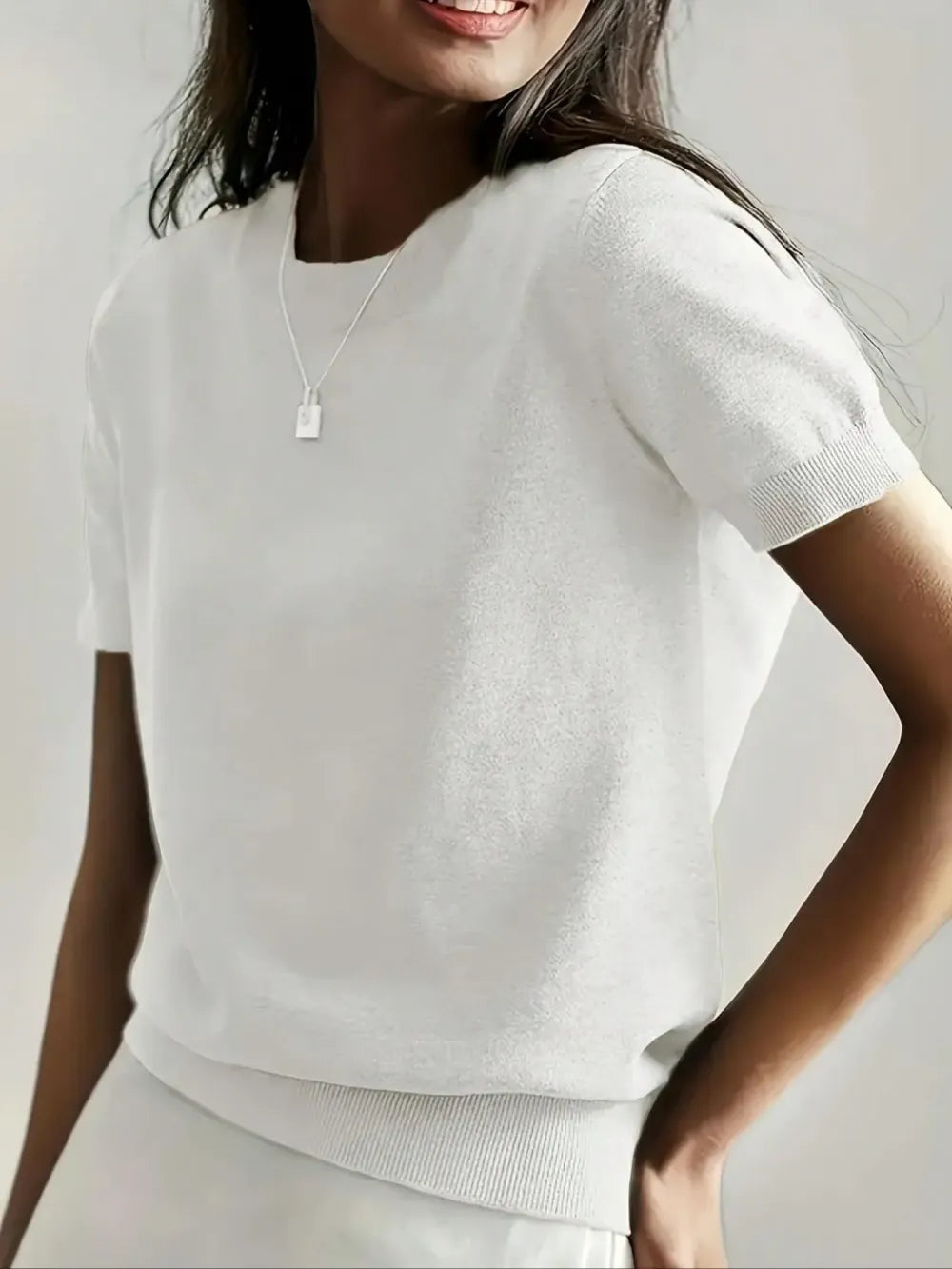 Women's Solid Color Crew Neck Short Sleeve Lightweight Loose Sweater